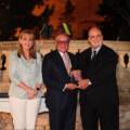 Frank Rainieri recibe el WTTC Icon Award por su legado en el desarrollo turístico de Punta Cana